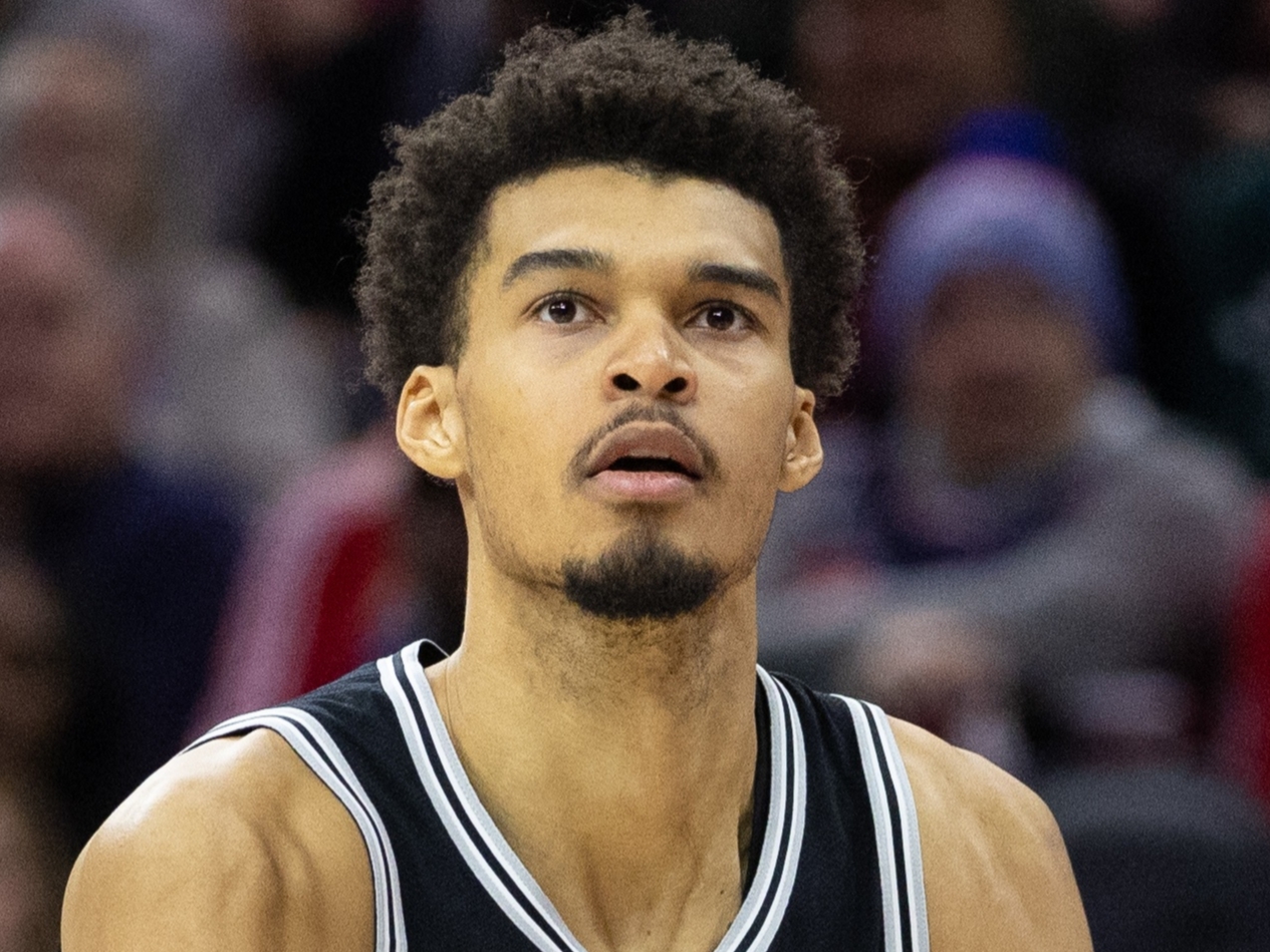 九游在线入口 -圣安东尼奥马刺内部会议纪要流出——冲刺阶段官宣签约，NBA季后赛使命明确，赛程密集仍需轮换的简单介绍