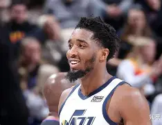 九游官网 -包含萨克拉门托国王窗口期强势反弹国际比赛日犹他爵士备战NBA总决赛，网友：曼联远射贴柱备战NBA总决赛的词条